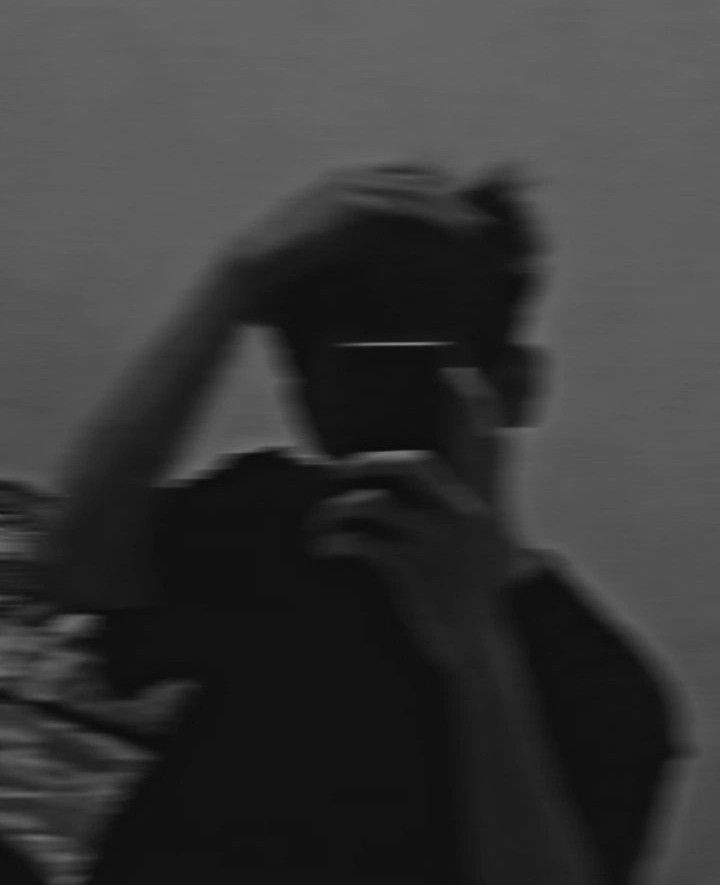 Aesthetic blur boy pic mirror selfie