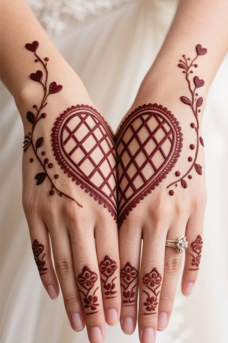 Mehndi design images latest