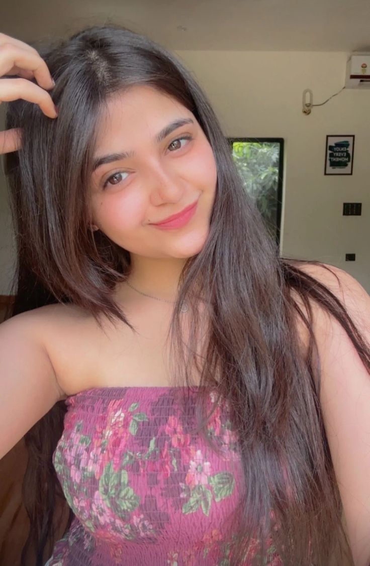 Real girl pic for profile stylish