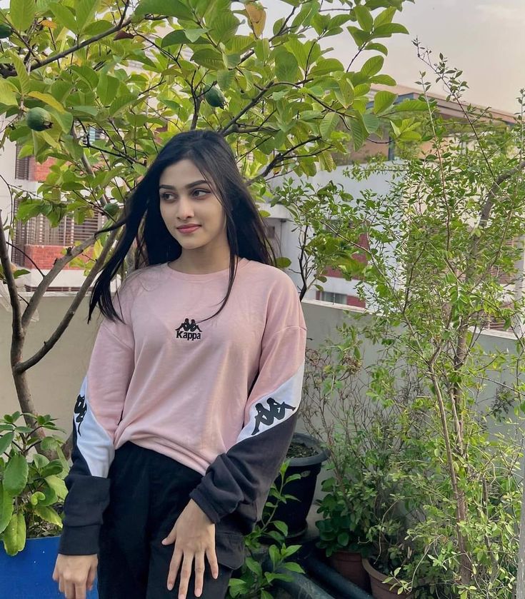 Real girl pic selfie camera