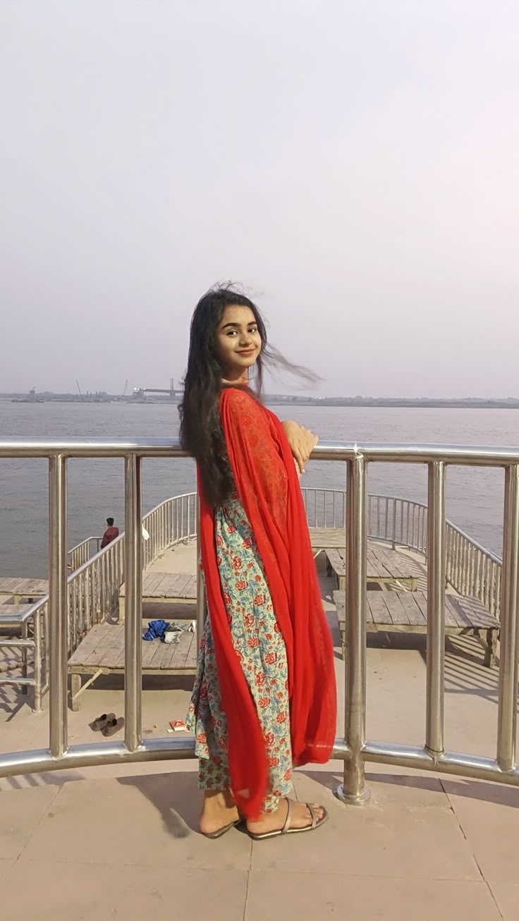 Real girl pic traditional dress