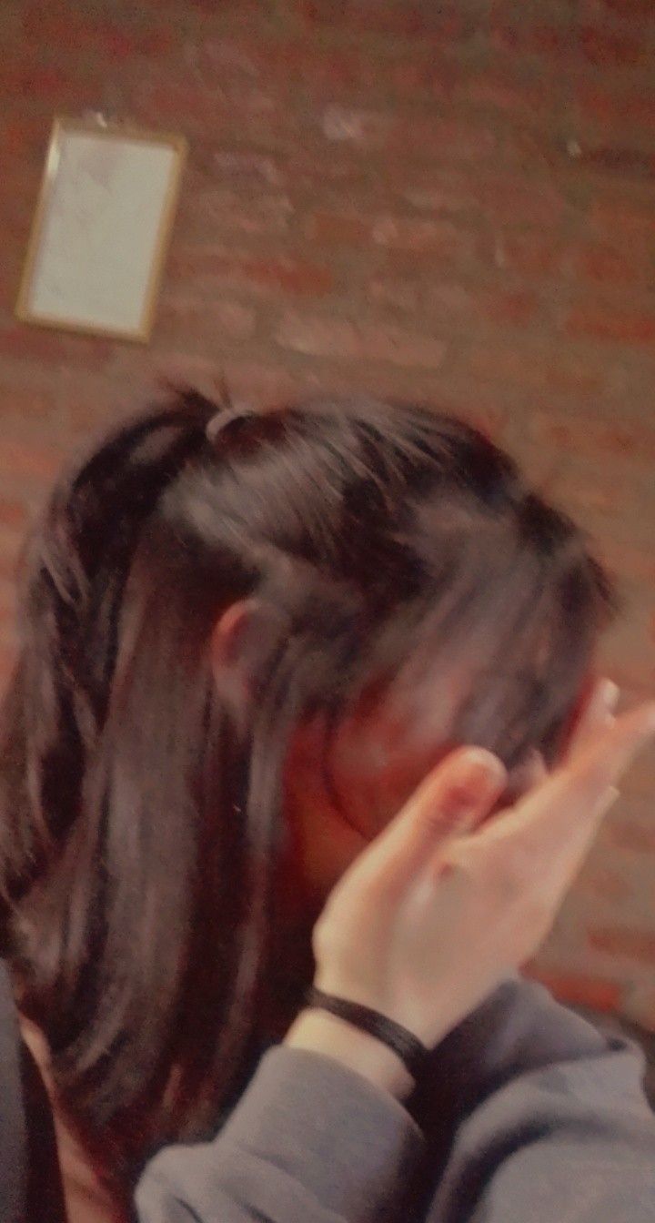 blur dp girl hidden face