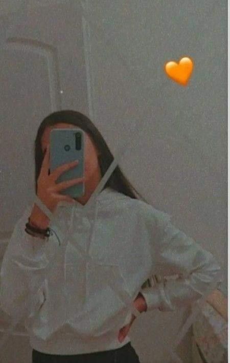 blur dp girl hidden face