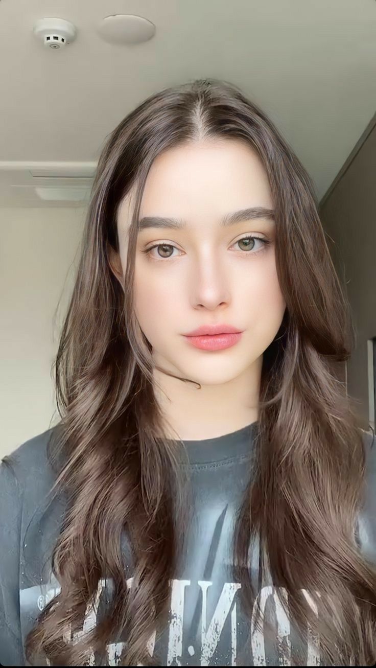 cute girl pic for facebook