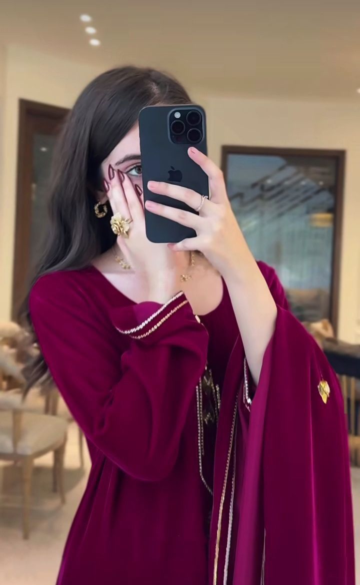 hidden face girl pic whatsapp dp