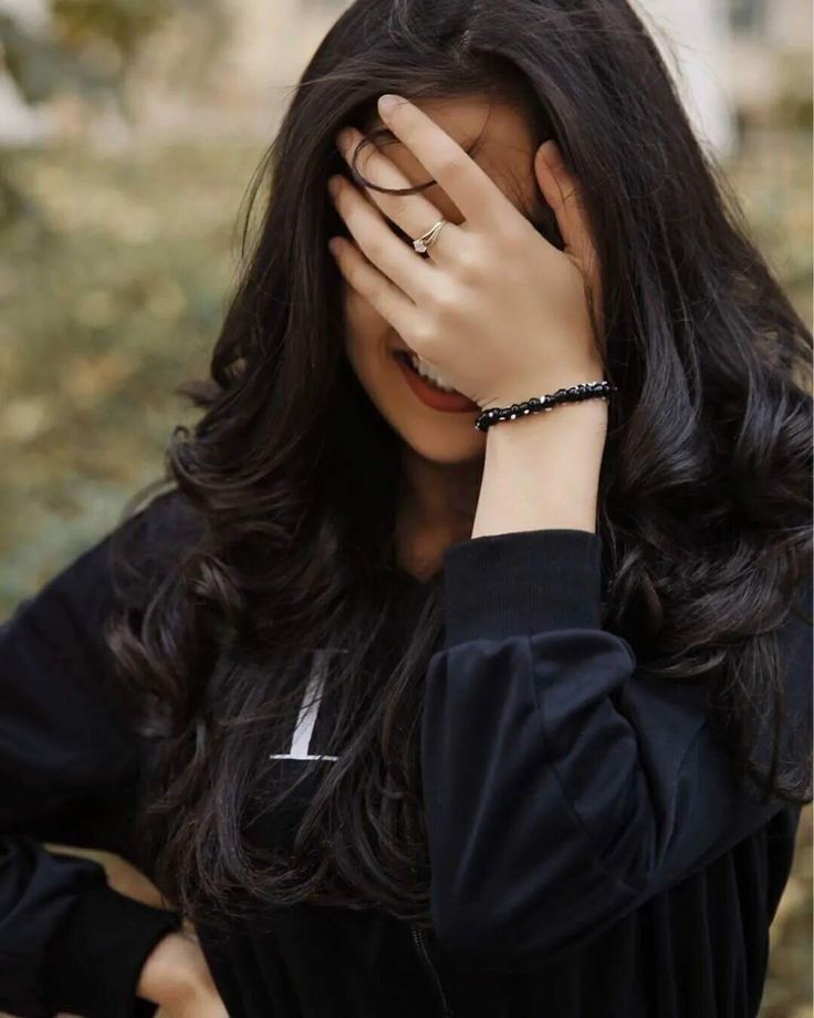 hidden face girl wallpaper hd