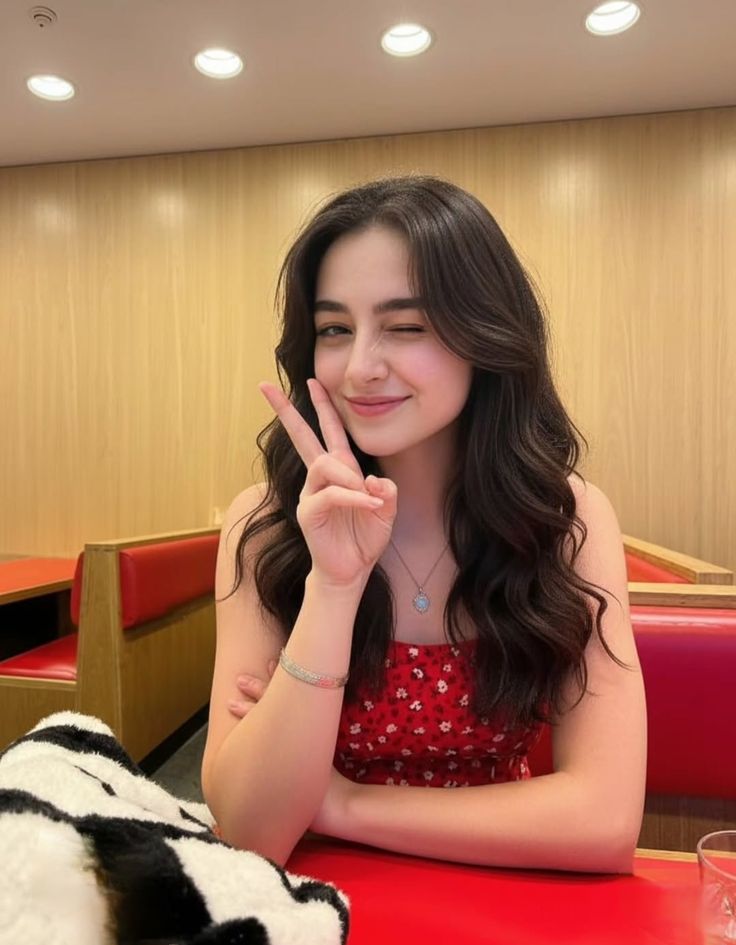 natural cute girl photo hd