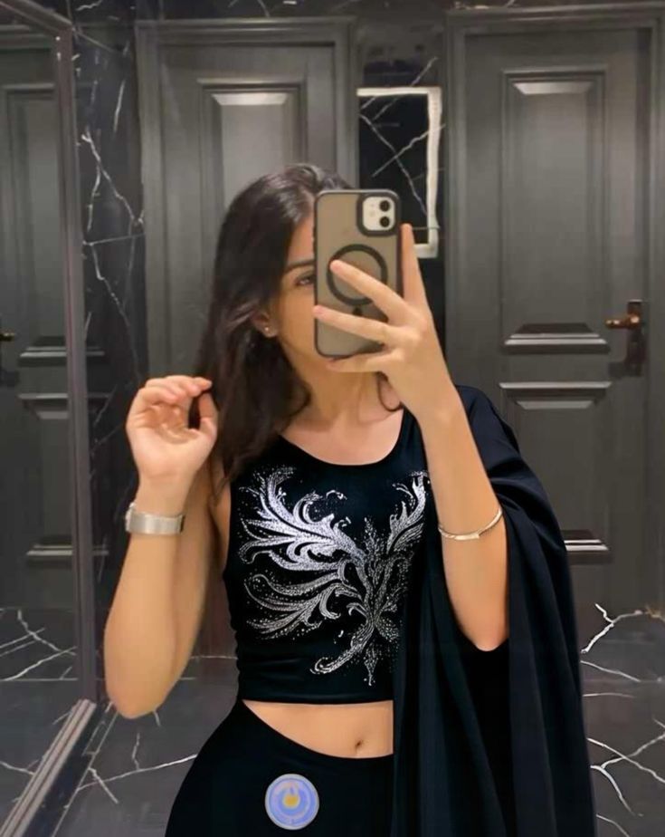 Cute mirror selfie girl hidden face